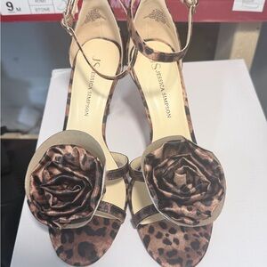 New In Box Jessica Simpson Brown Leopard Print Women's Sandals Size 6.5